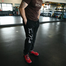 Cargar imagen en el visor de la galería, Signature Heavy Joggers - Black