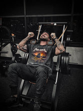 Cargar imagen en el visor de la galería, Master of Iron Oversized T - Black