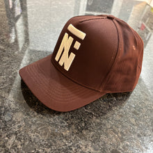 Cargar imagen en el visor de la galería, TN Bold Snapback - Espresso