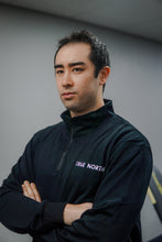 Cargar imagen en el visor de la galería, Origin 1/4 Zip Sweater - Jet Black