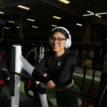 Load image into Gallery viewer, Elevate Crop Longsleeve - Jet Black