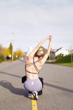 Cargar imagen en el visor de la galería, Leggings Balance - Malva Claro