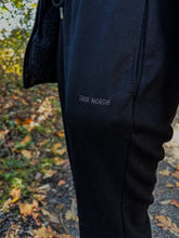 Load image into Gallery viewer, Cloud Fleece Sweatpants - Jet Black