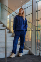 Cargar imagen en el visor de la galería, Cloud Fleece Women’s Hoodie - Midnight Navy