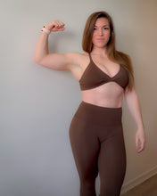 Load image into Gallery viewer, Nova Leggings - Mocha Mousse