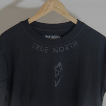 Cargar imagen en el visor de la galería, Camiseta Wolf Meet Performance de edición limitada - Blackout