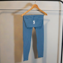 Cargar imagen en el visor de la galería, Leggings Balance - Azul Bígaro