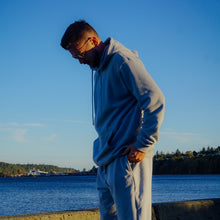 Cargar imagen en el visor de la galería, Cloud Fleece Hoodie - Polar Grey