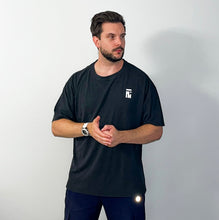 Cargar imagen en el visor de la galería, Camiseta extragrande Synergy - Negro