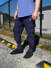 Cargar imagen en el visor de la galería, Pantalones utilitarios Ultra-Lite - Azul marino