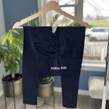 Cargar imagen en el visor de la galería, Leggings sin costuras Elevate - Negro