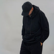 Cargar imagen en el visor de la galería, Cloud Fleece Hoodie - Jet Black

