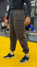 Load image into Gallery viewer, Cloud Fleece Sweatpants - Charcoal
