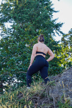Load image into Gallery viewer, Motion Leggings

