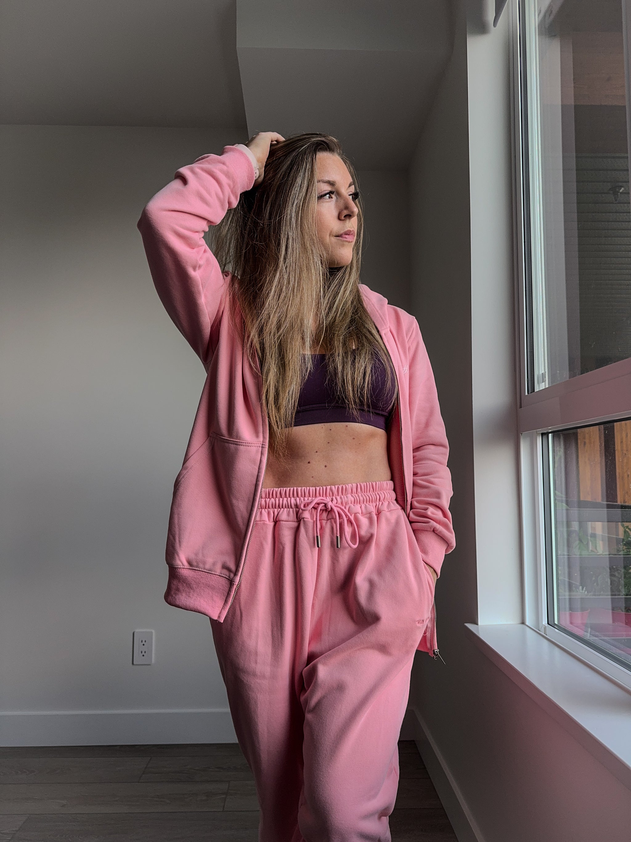 Satisfy RUNNING CULT MEMBER スウェット　ピンク Cloud Fleece Sweatpants - Cherry Pink – True North Sportswear Canada