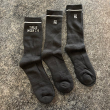 Cargar imagen en el visor de la galería, Crew Socks 3 Pack - Black
